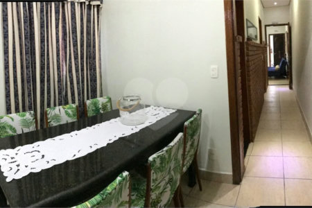 Casa A Venda Metrô Armênia E Shoping D- 3 Quartos-reformada.