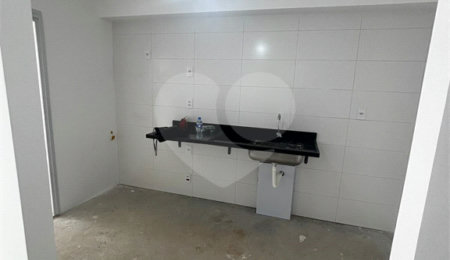Apartamento à venda com 3 quartos, sendo 1 suíte, em Jardim da Glória, São Paulo, SP