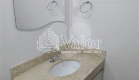 Casa à venda com 4 quartos, sendo 1 suíte,  em Parque Santa Felícia Jardim, São Carlos, SP