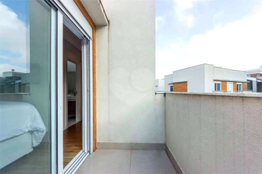 Casa em Condomínio 3 suítes 2 vagas a venda | Jardim Prudência - São Paulo