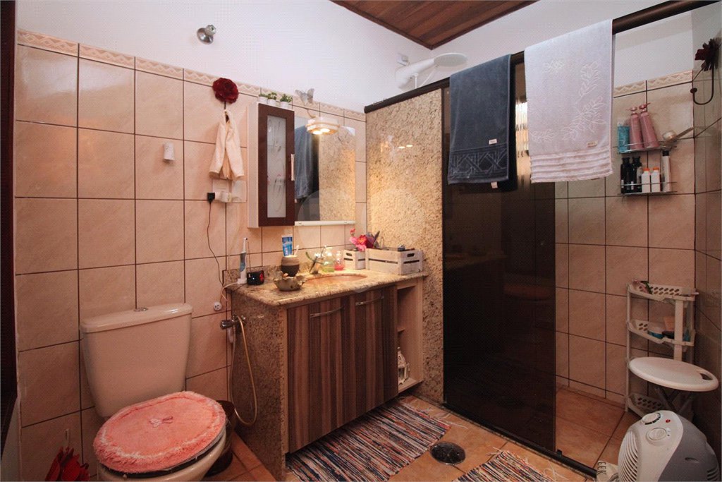 Sobrado espaçoso à venda com 220m² no Planalto Paulista