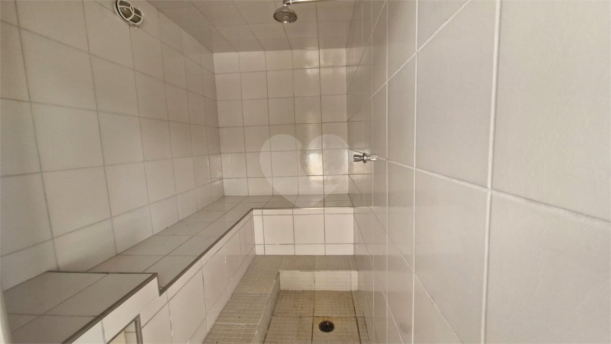 Casa sofisticada à venda em bairro nobre de Atibaia | 3 dormitórios | 408 m²