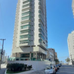 🏖️ BELO APARTAMENTO NO CORAÇÃO DA VILA CAIÇARA – PERTINHO DA PRAIA!