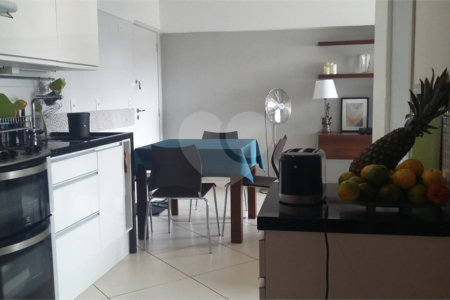 Apartamento à venda com 44m² - Centro