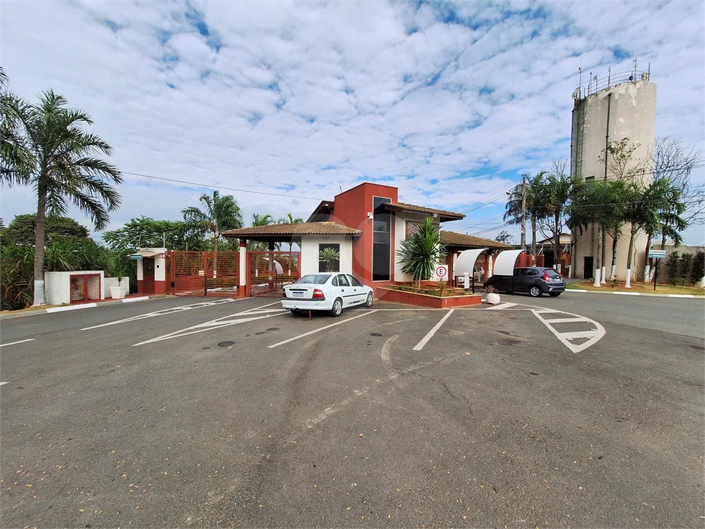 Casa para Locação no Condomínio Bosque dos Cambarás em Valinhos/SP