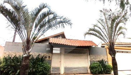 Casa à venda com 2 quartos em Jardim Munique, São Carlos, SP