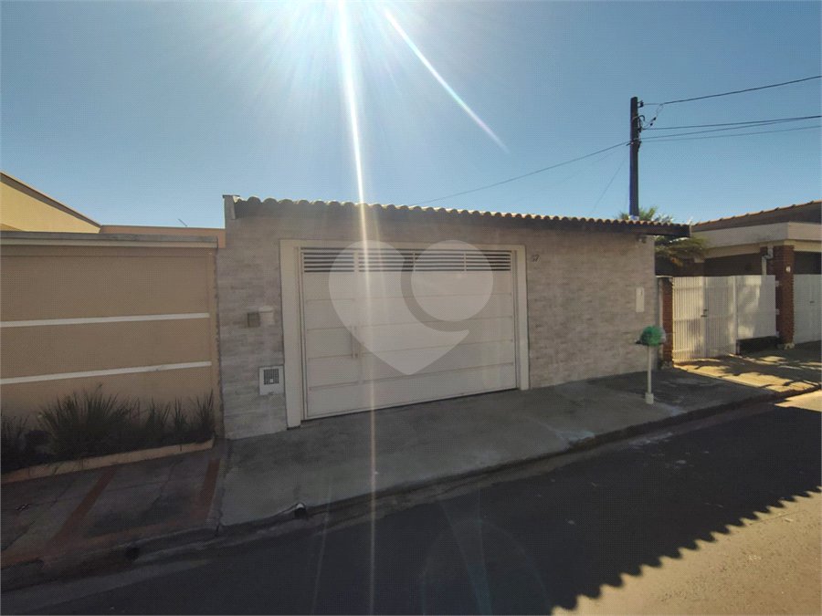 Casa ampla com edícula 3 Quartos