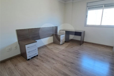 Apartamento a venda com 2 dormitórios 1 suíte 2 vagas de garagem
