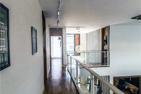 Casa de Alto Padrão à Venda no Residencial Campos do Conde – Santana de Parnaíba/SP