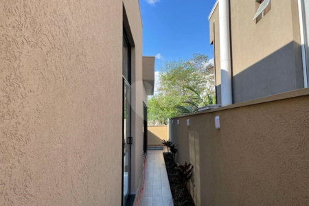 Casa térrea no Condomínio Buona Vita, localizado na cidade de Ribeirão Preto/SP.