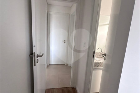 Apartamento Mobiliado de 2 Dormitórios com Suíte no Edifício Valentina Park Venda