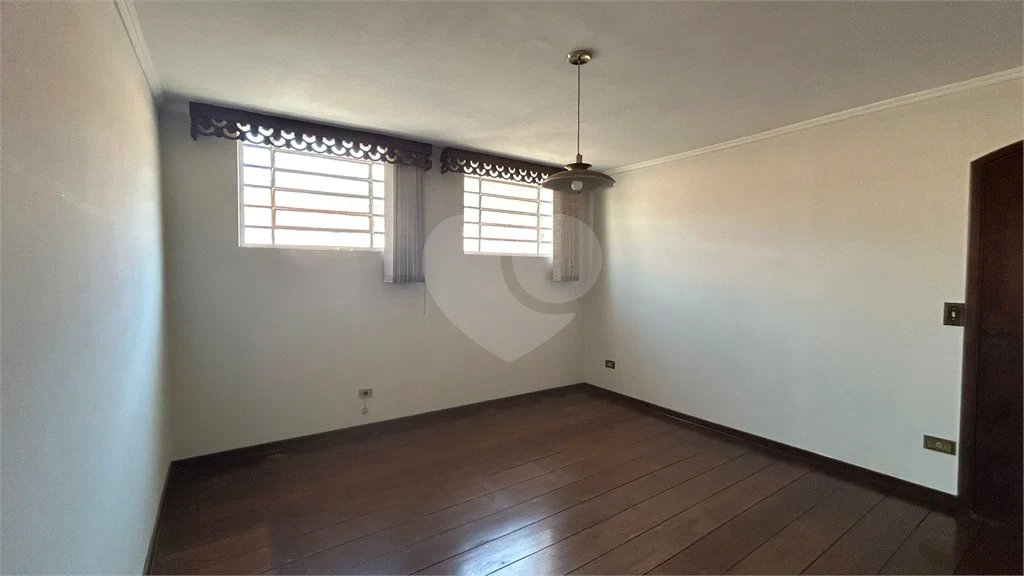 Venda Casa com 4 Dormitórios no Parque Santa Cecília