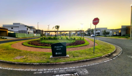 Terreno com ótima localização no Cyrela Landscape 439 Metros quadrados, próximo ao clube do condominio