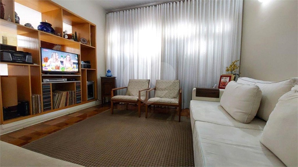 Casa à venda com 3 quartos, sendo 1 suíte,  em Vila Paulista, São Paulo, SP