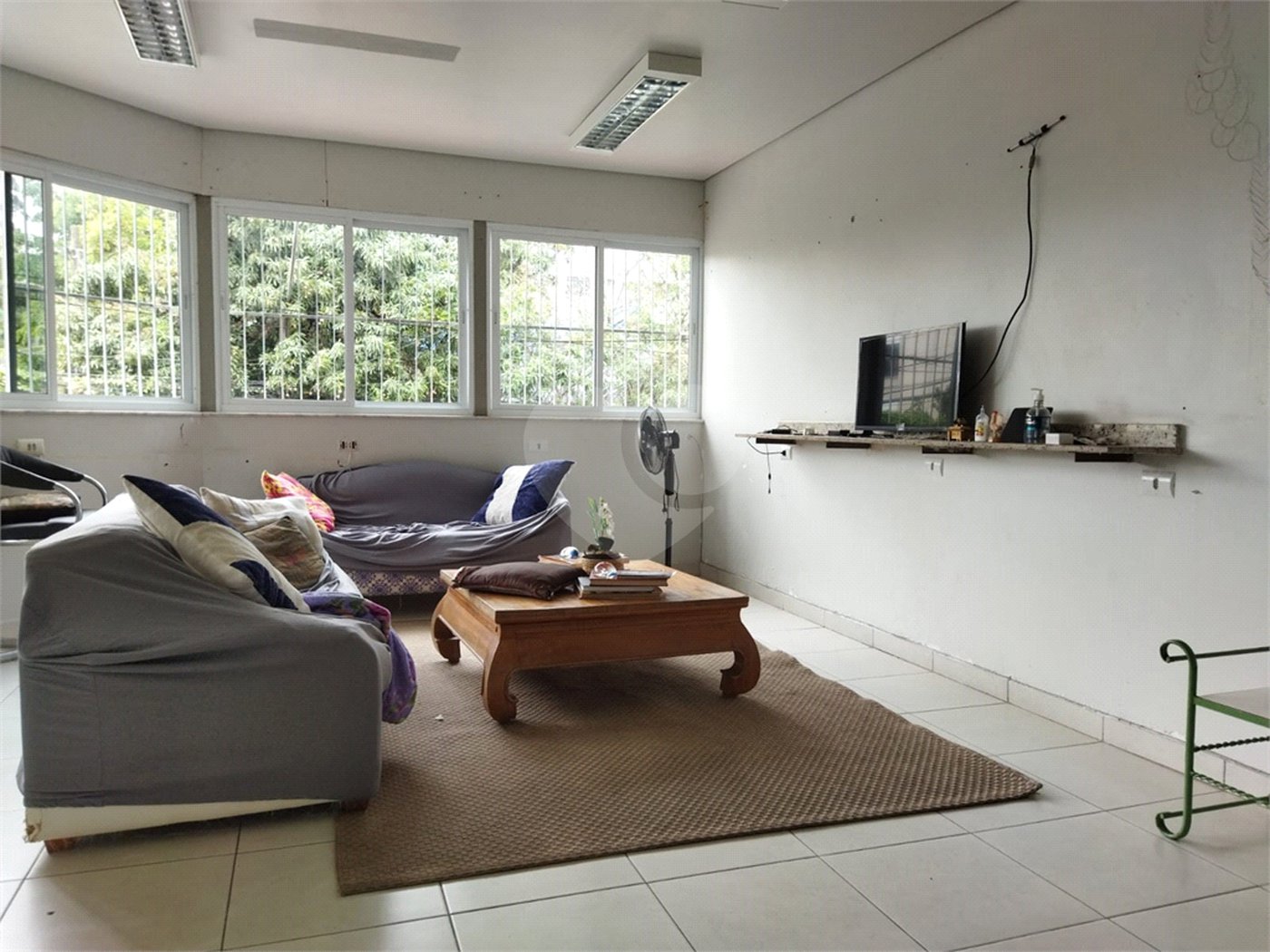 Vende Sobrado com 180m² - Vila Santa Catarina