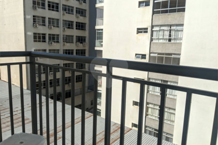 Bela Vista ! Studio novo 2400,00 !