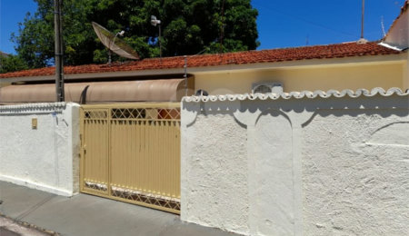 Casa à venda com 2 quartos em Vila Costa do Sol, São Carlos, SP