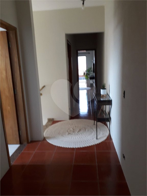 Sobrado à venda com 3 quartos em Jardim Bicão, São Carlos, SP