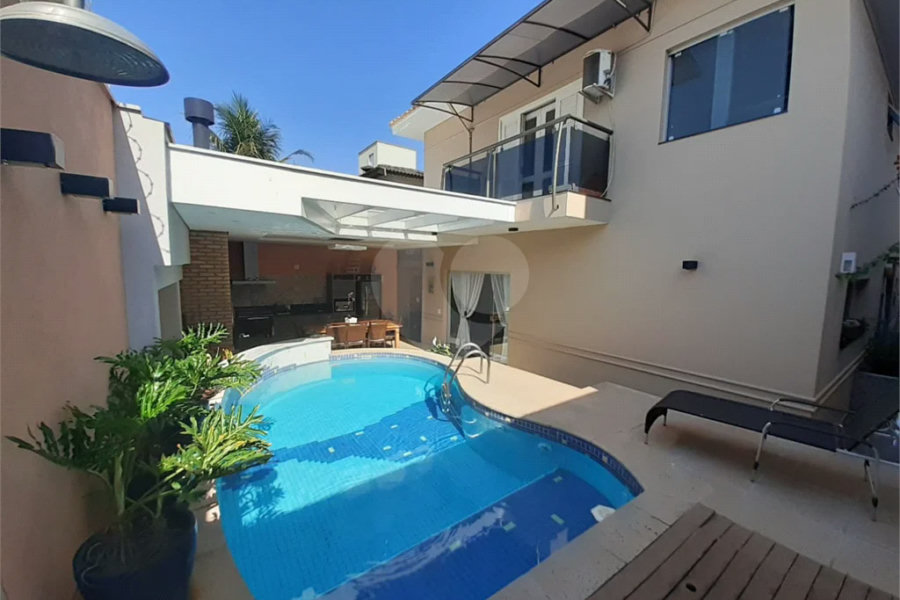 Ótima casa disponível para venda em Piracicaba, no Condomínio Residencial Village Des Lions no bairro Pompéia
