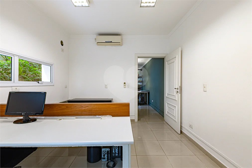 Casa comercial com 172m² , 1 vaga de garagem , à venda no bairro das Perdizes.