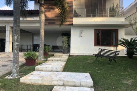 casa à venda no prestigiado Condomínio Aruã Eco Park Lagos