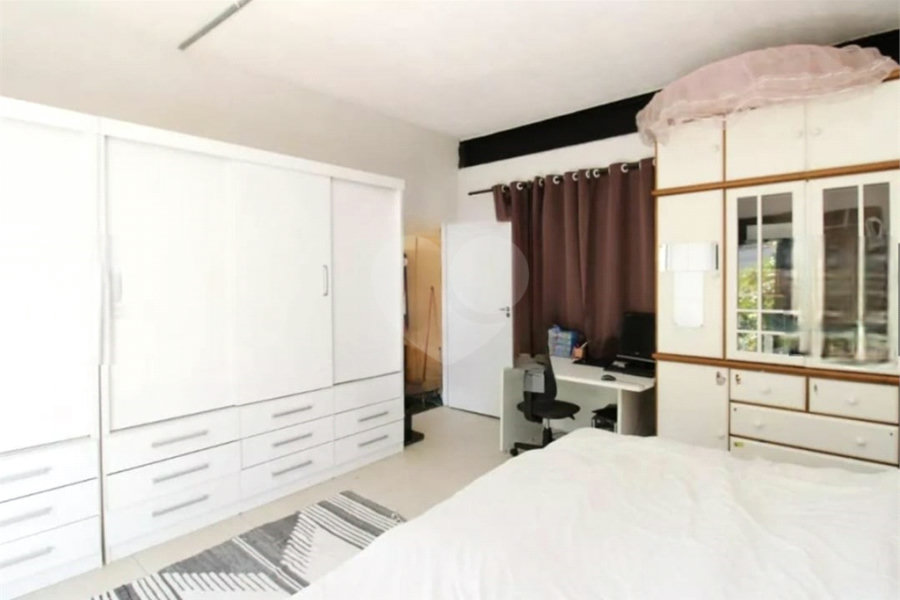 Casa no TREMEMBÉ Casa Estilo Rústico Industrial - JD GUAPIRA - CONDOMÍNIO FECHADO