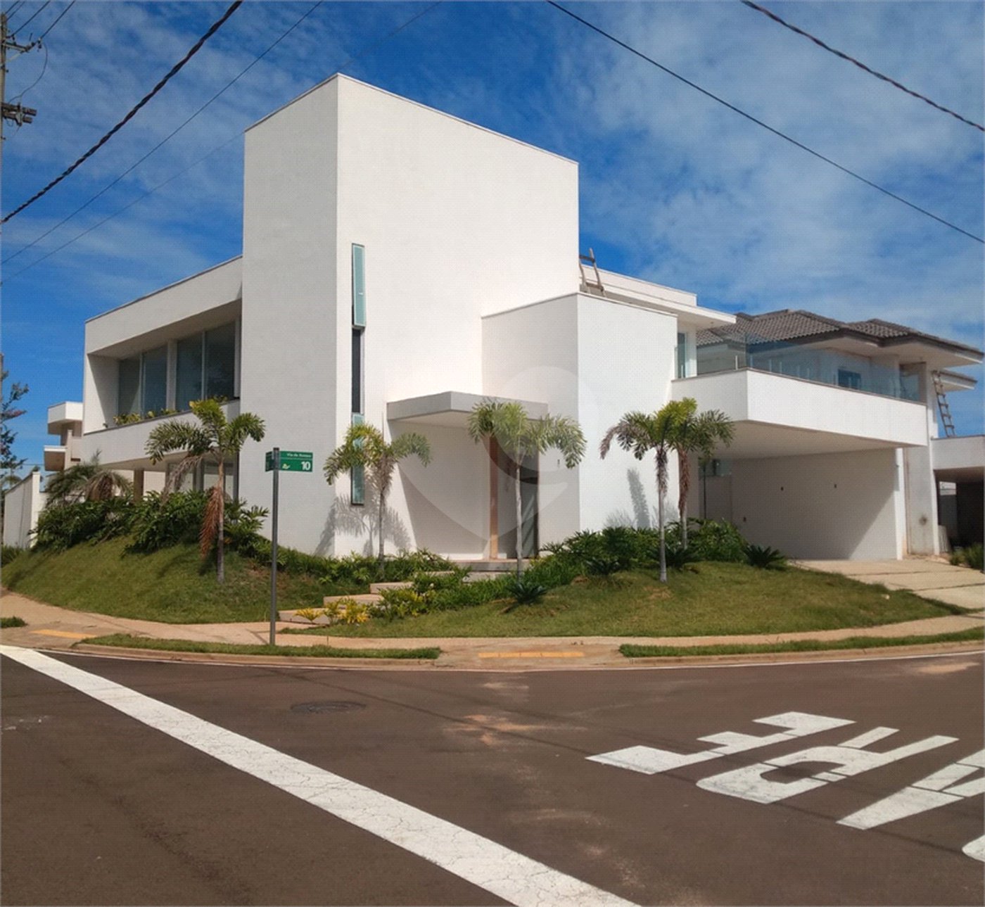 Casa em Construção no Condomínio de alto padrão Dahma III