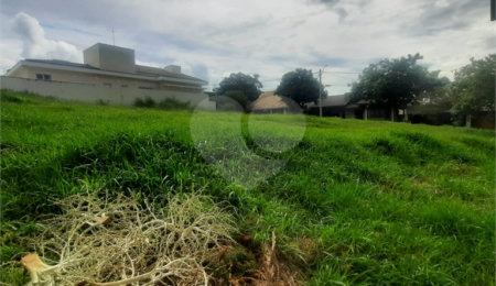Terreno à venda em Villaggio Capríccio, Louveira, SP