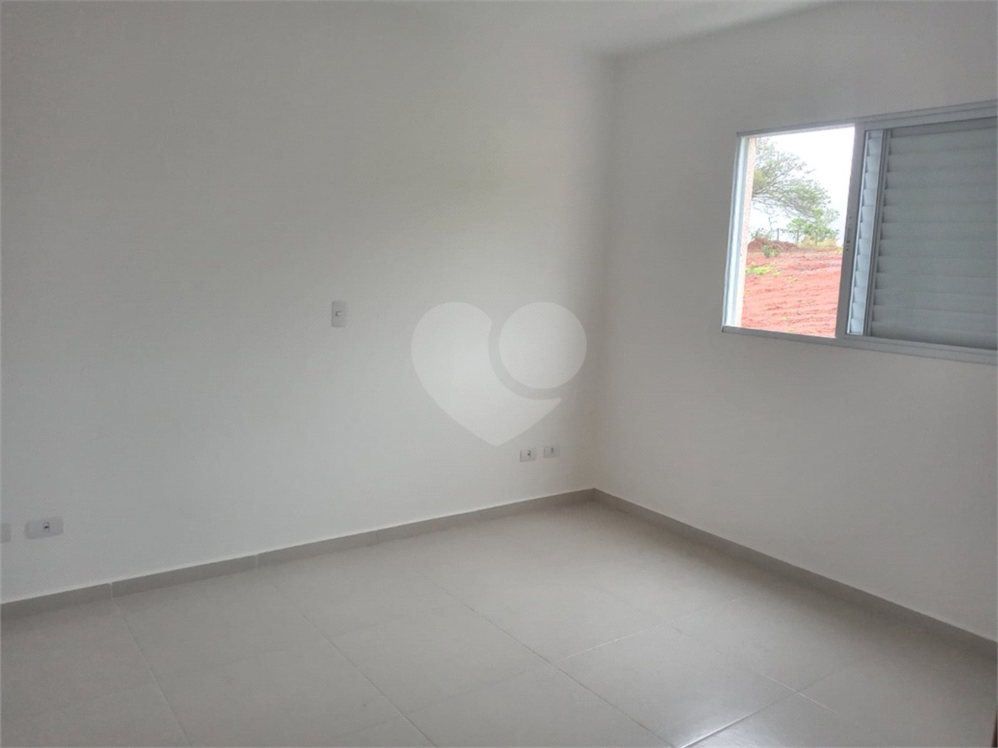 Apartamento para alugar com 2 quartos, sendo 1 suíte, em Jardim Flórida, São Roque, SP