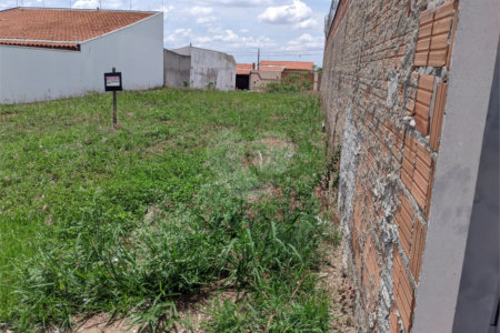 Terreno no Jardim Embare