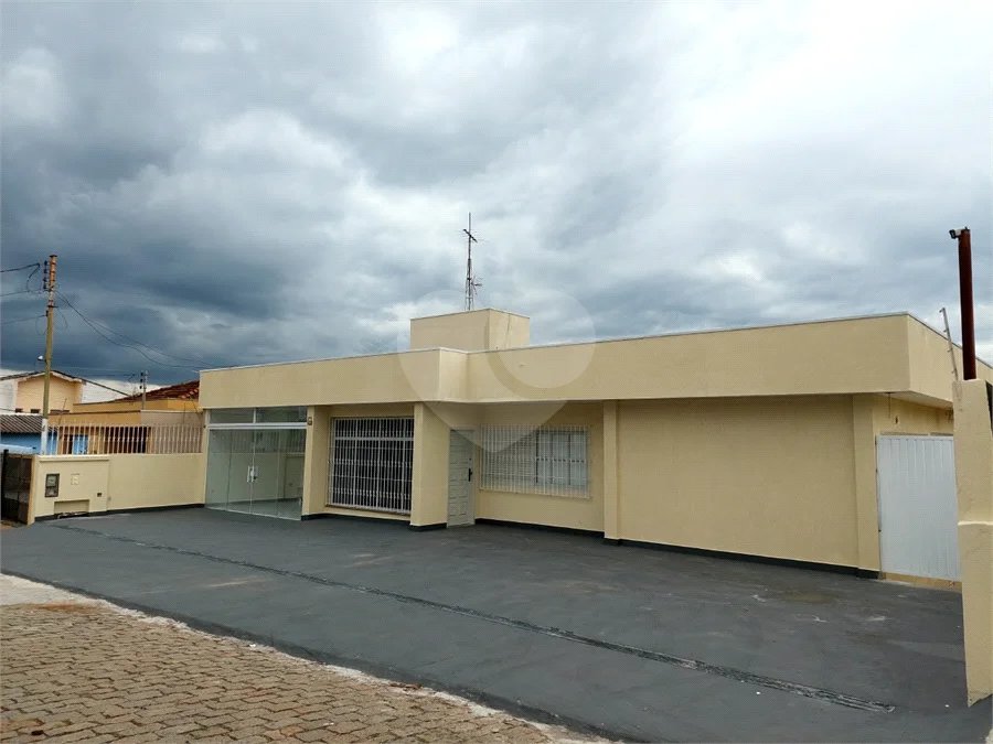 Casa Comercial Estratégico no Centro de Atibaia – Locação ou Venda