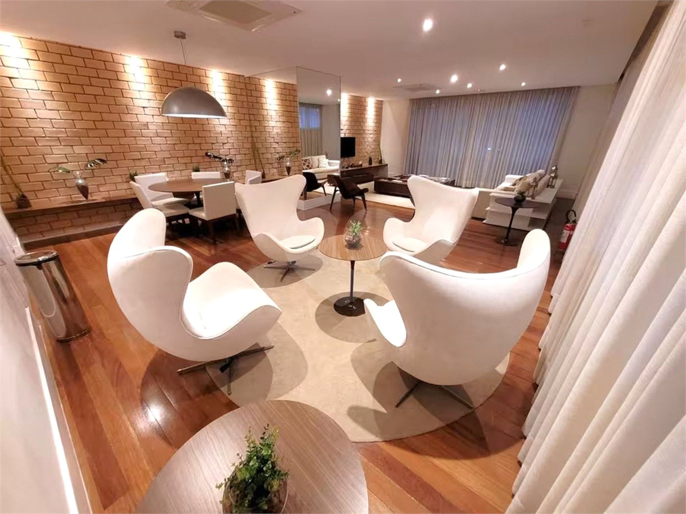 Na Mooca á venda Apartamento / Studio com 51m² 1 dormitório e 1 vaga.
