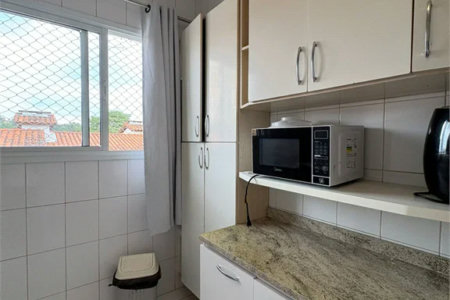 Casa à venda com 3 quartos, sendo 1 suíte, no condomínio New Village, Cotia - SP