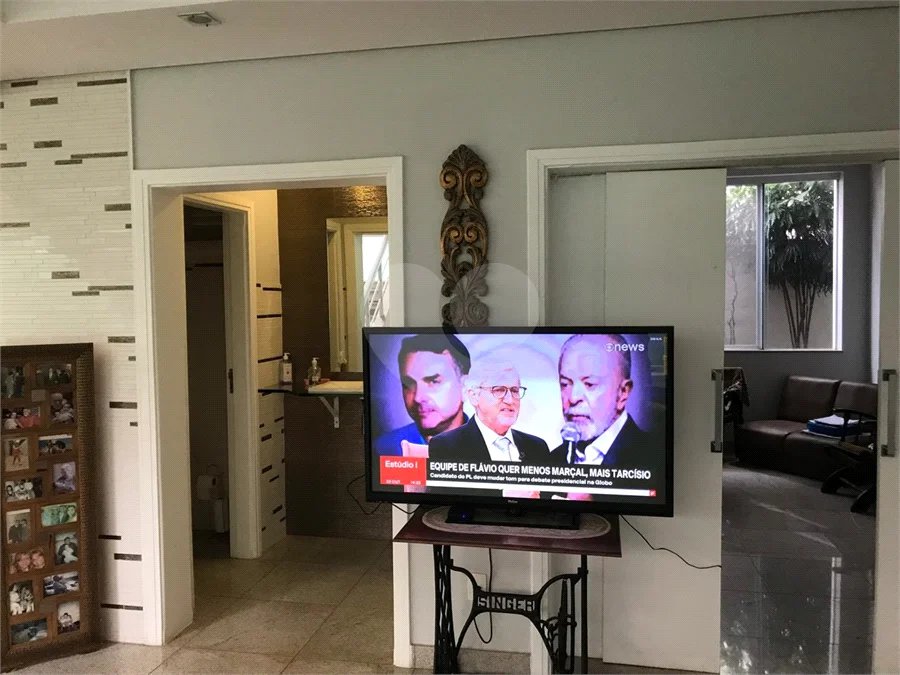 SOBRADO ALTO PADRÂO COND.PARQUE SABARA