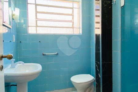 Sobrado à venda com 3 quartos em Campo Belo, São Paulo, SP