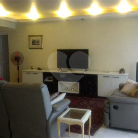 APARTAMENTO PRÓXIMO METRÔ SÃO JUDAS.