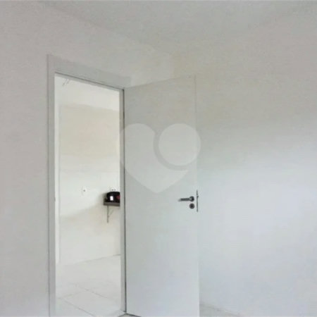 Apartamento com 30m², 1 dormitório, à venda na Freguesia do Ó.
