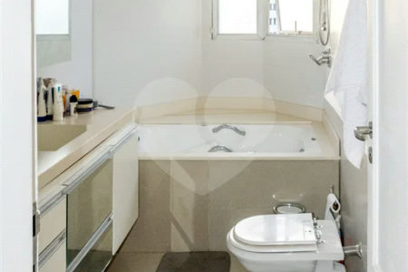 VILA NOVA CONCEIÇÃO - 216 M² - 4 VAGAS