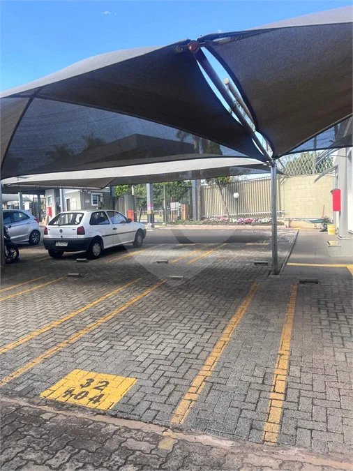 APARTAMENTO NO TÉRREO com Quintal.