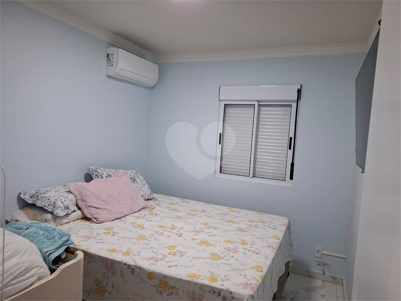 Apartamento com dois dormitórios a venda no Residencial Sineu