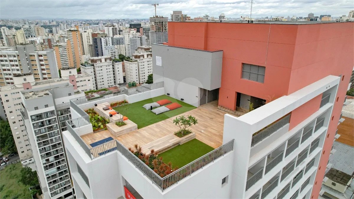 Studio moderno de 35 m² próximo à PUC-SP | Perdizes