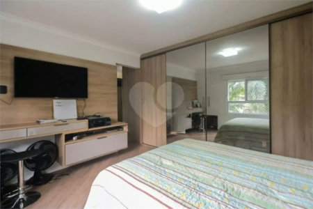 Apartamento na Mooca com 204m² amplo à venda 3 quartos, sendo 3 suítes, e 4 vagas