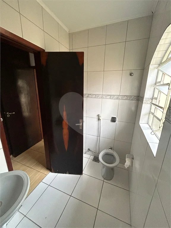Excelente sobrado para comércio ou residência na Vila Santa Catarina