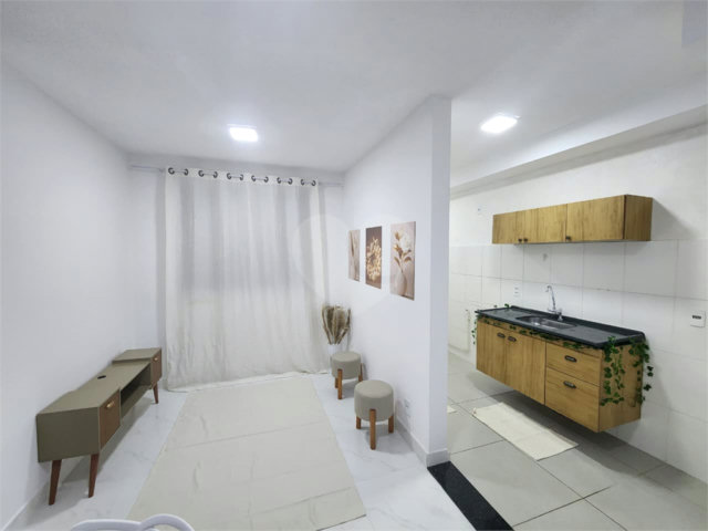 Apartamento à venda com 2 quartos em Itaquera, São Paulo, SP