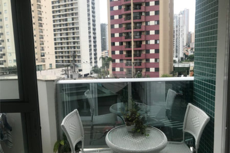 Conforto e Lazer Completo no Tatuapé: Apartamento de 78 m² com Suíte e Duas Vagas!