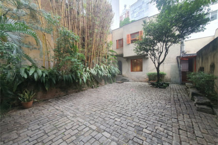 Casa de Vila Tombada 2 dormitórios/ 2 banheiros/ 1 vaga em Higienópolis