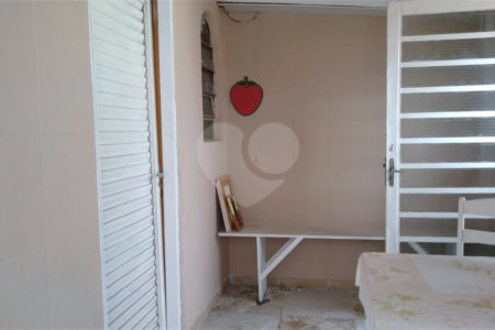 Casa térrea para venda.