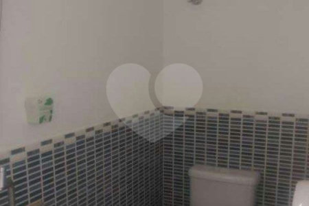 Conjunto comercial, 120 m2, 2 vagas, prédio 24h, vende ou aluga
