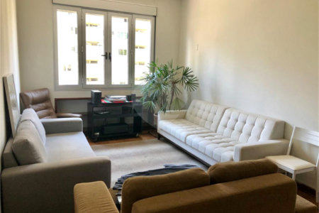 Apartamento 2 quartos. Rua Avanhandava.