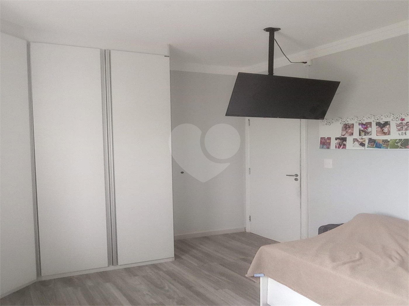 Apartamento à Venda – Condomínio Vila Verde Sabará 3 dormitórios 1 suíte.